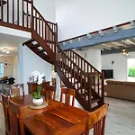 Maison Des Pics 10-12 Pers - Piscine - Vue Benejacq