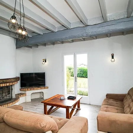 Maison Des Pics 10-12 Pers - Piscine - Vue * Benejacq