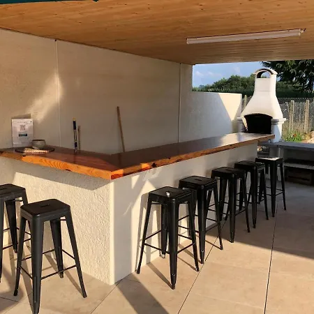 Maison Des Pics 10-12 Pers - Piscine - Vue * Benejacq